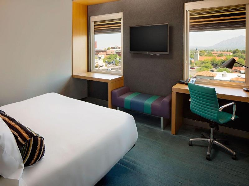 Aloft Tucson University image