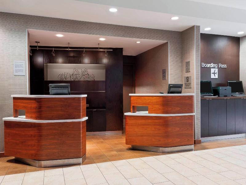 Courtyard by Marriott Tampa Downtown image