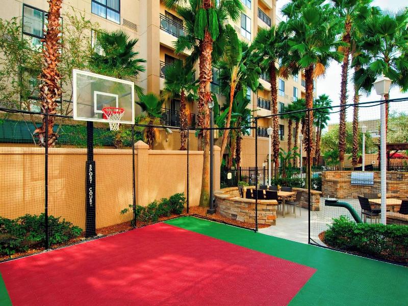 Courtyard by Marriott Tampa Downtown image