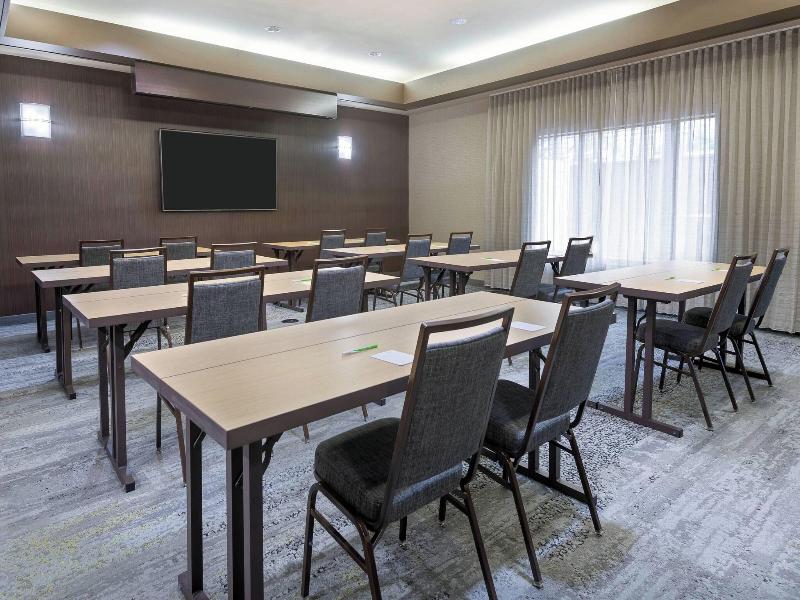 Courtyard by Marriott Tampa Downtown image