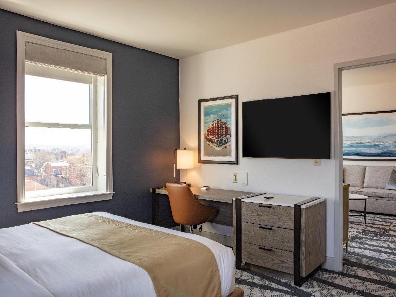 The Yorktowne Hotel, Tapestry Collection by Hilton image