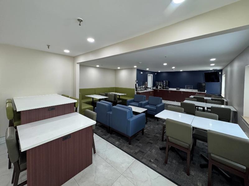 La Quinta Inn By Wyndham Auburn Worcester image