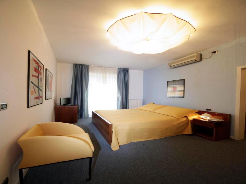 Albergo IL Cascinalenuovo image