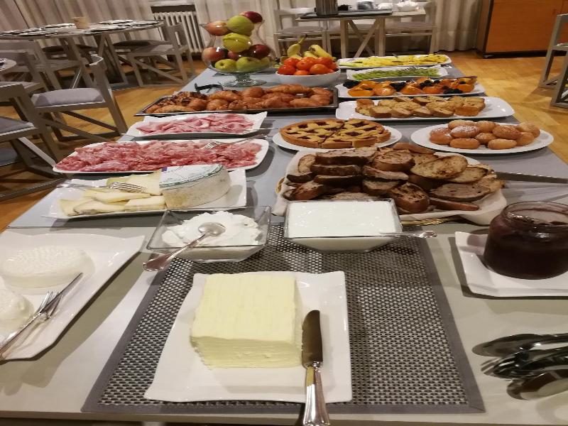 Albergo IL Cascinalenuovo image