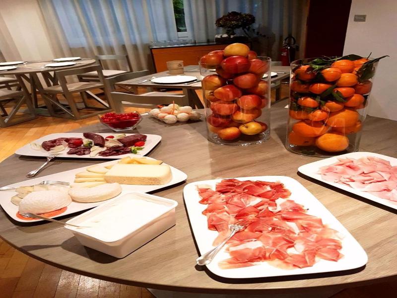 Albergo IL Cascinalenuovo image