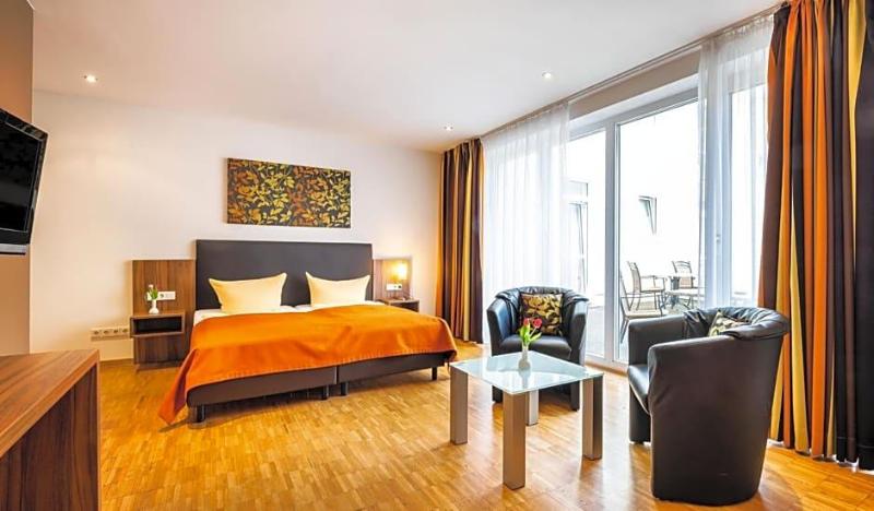 Schroeders Stadtwaldhotel image