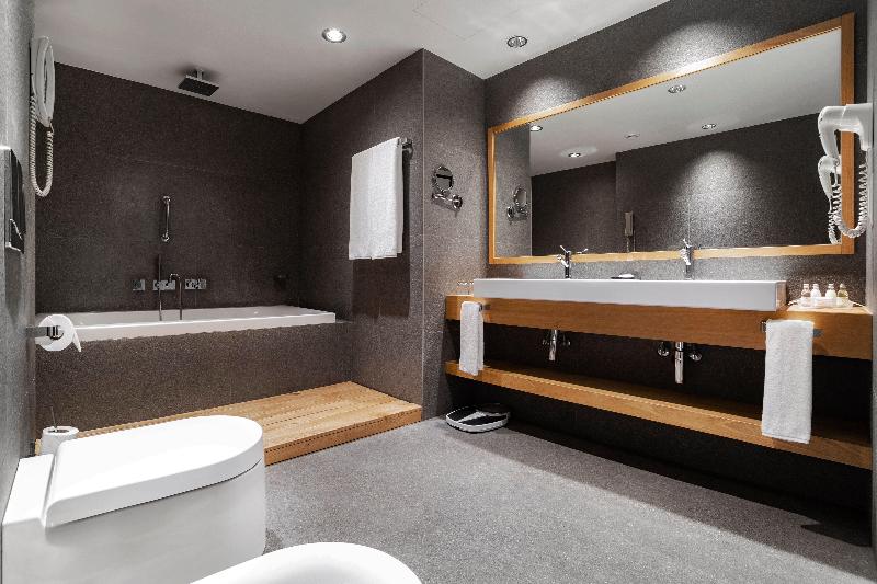 Holiday Inn Tbilisi image