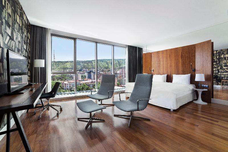 Holiday Inn Tbilisi image