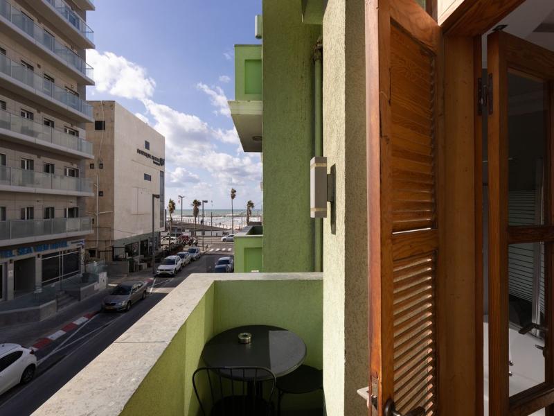 Residence Suites image
