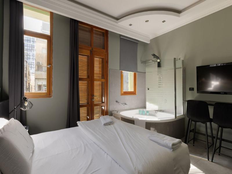 Residence Suites image