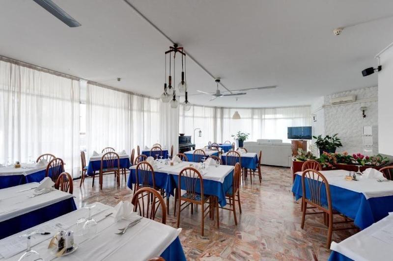 Hotel Helvetia  image