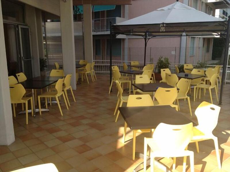 Hotel Helvetia  image