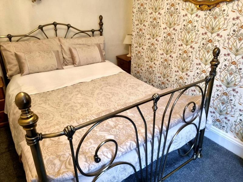 Mostyn House - Guest house image