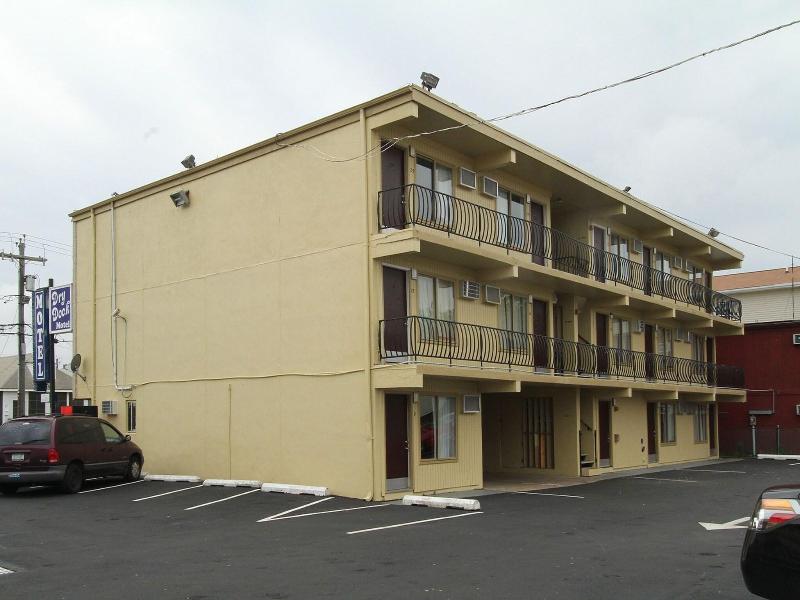 Dry Dock Motel image
