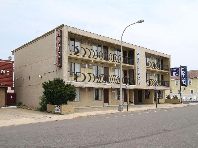 Dry Dock Motel image