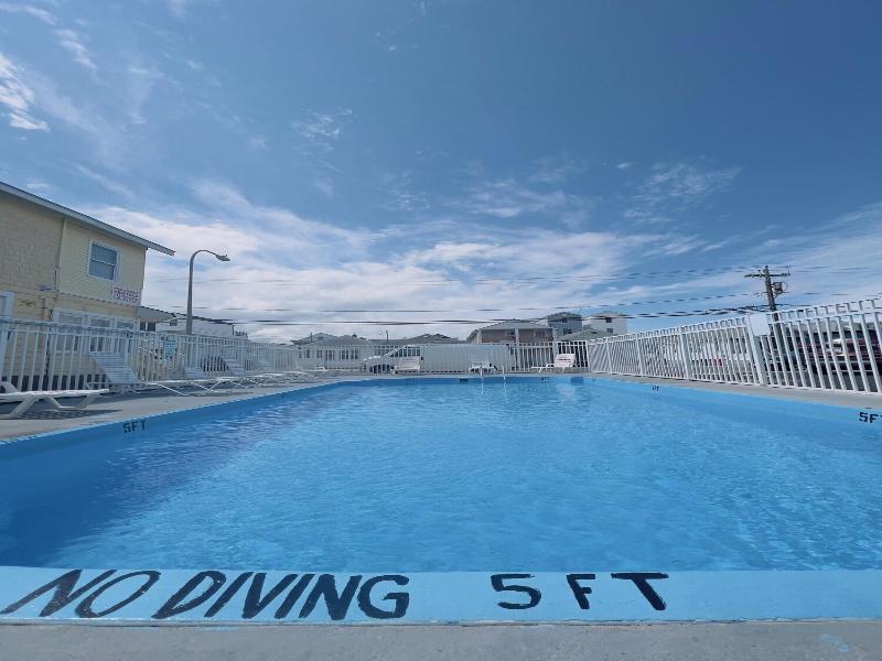 Dry Dock Motel image