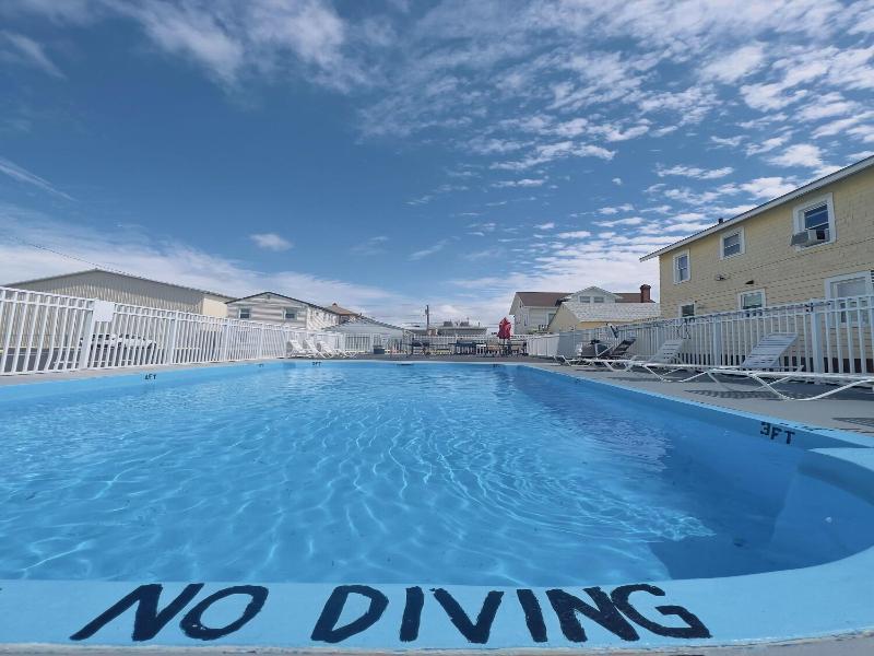 Dry Dock Motel image