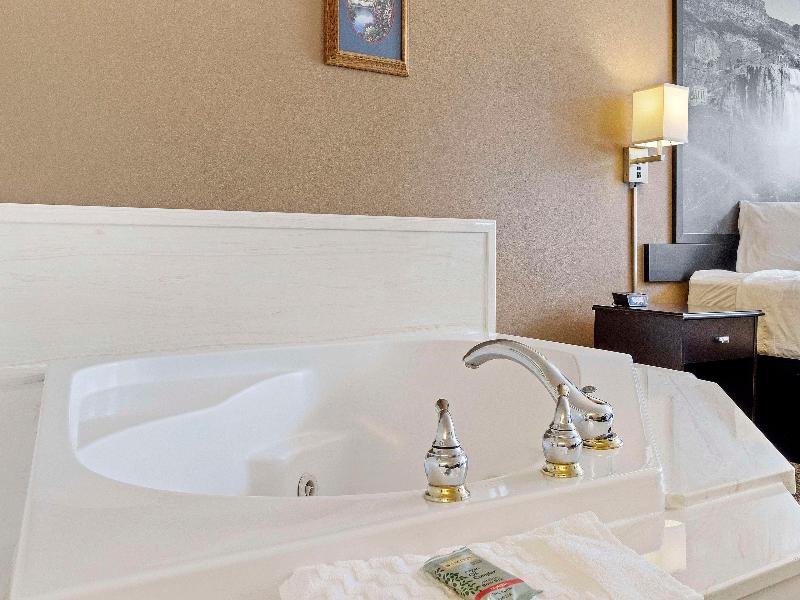 SureStay Hotel by Best Western Twin Falls image