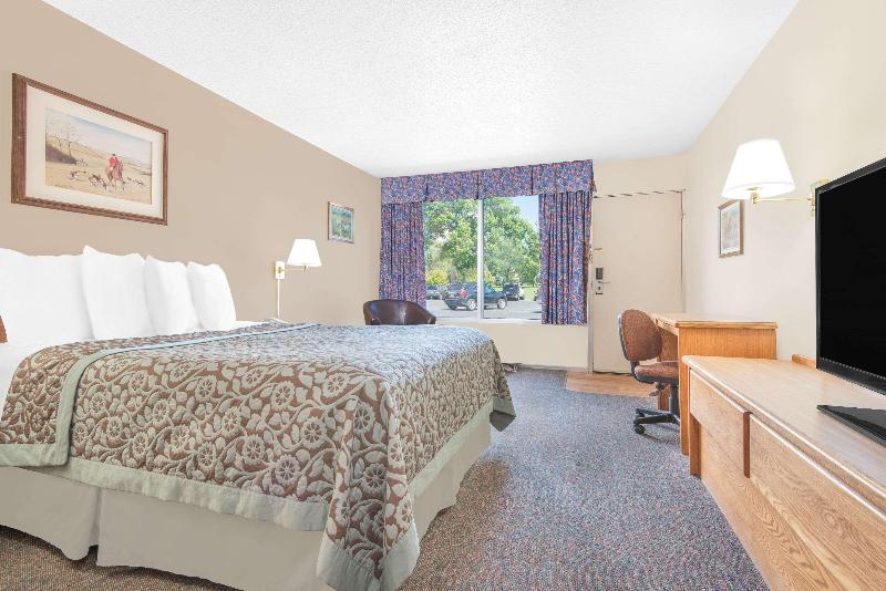 Days Inn by Wyndham Thermopolis image