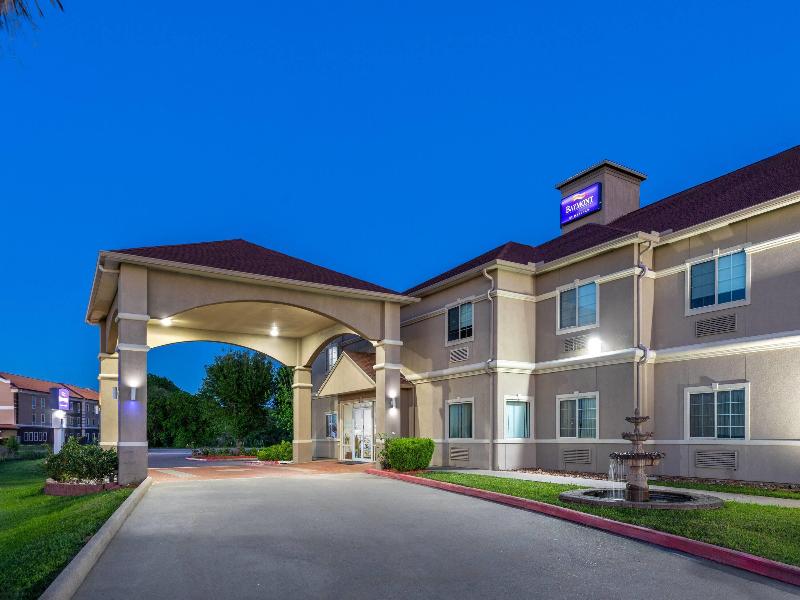 Baymont By Wyndham Texas City image