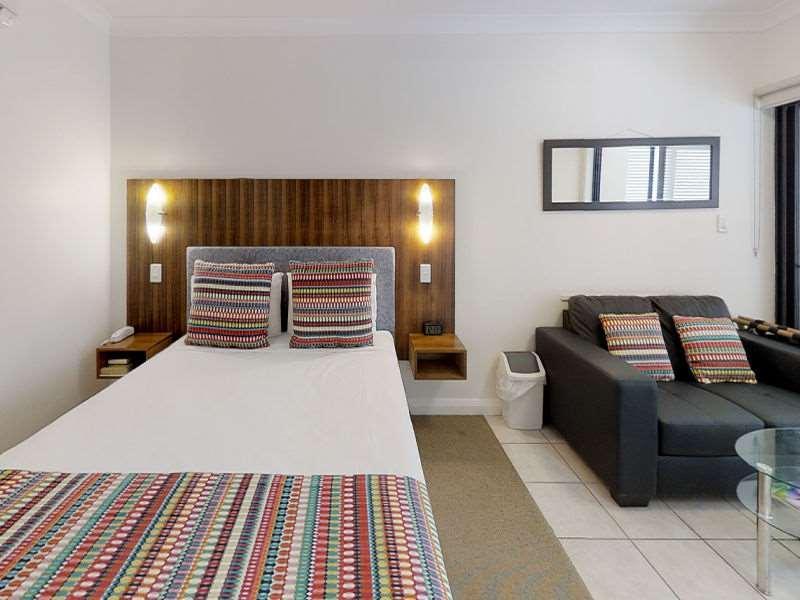 Silkari The Pavilions Port Douglas image