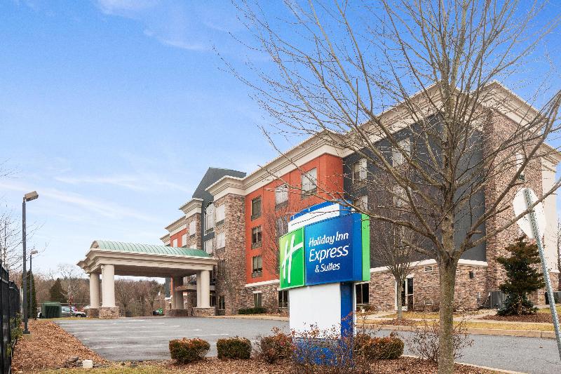Holiday Inn Express Hotel & Suites Stroudsburg Poc