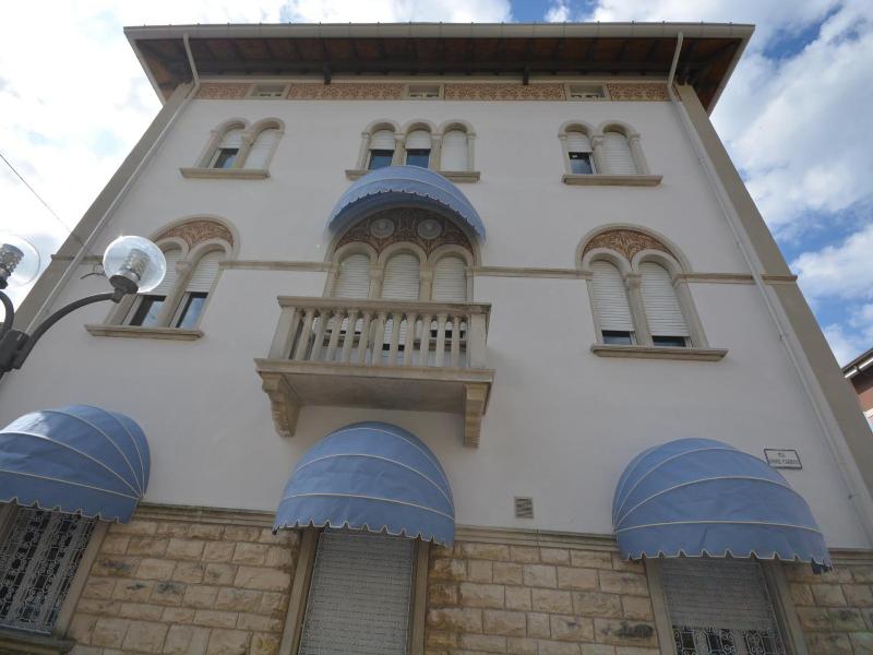 Villa Erica image