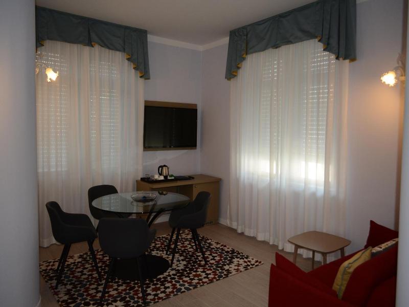 Villa Erica image