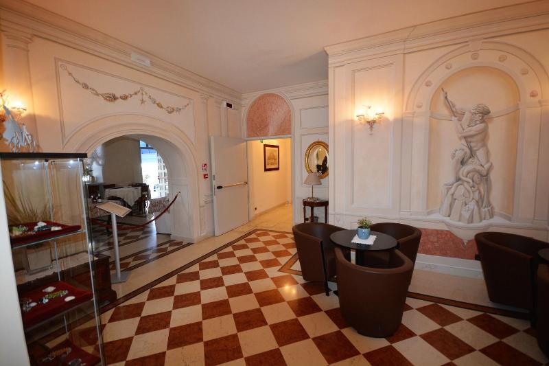 Villa Erica image