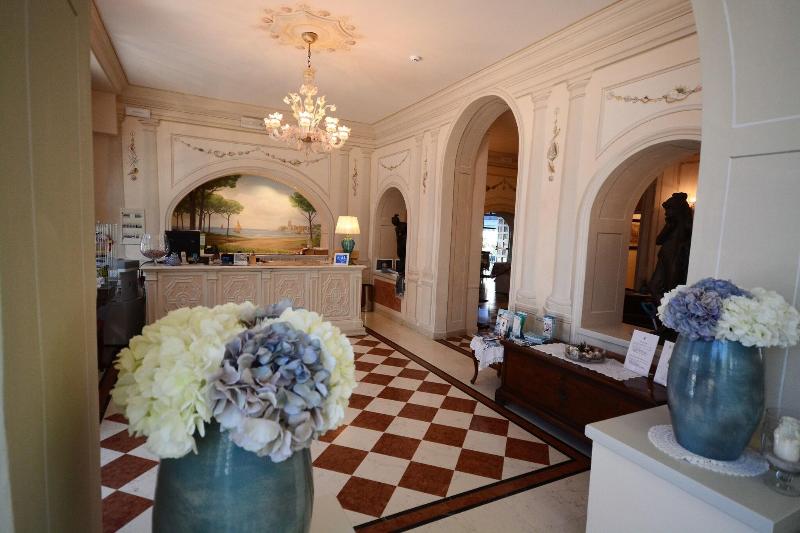 Villa Erica image