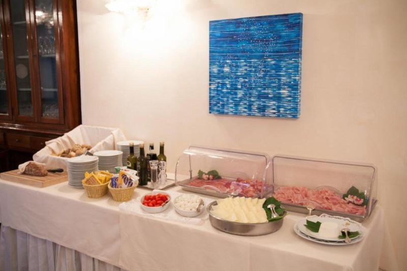 Villa Erica image