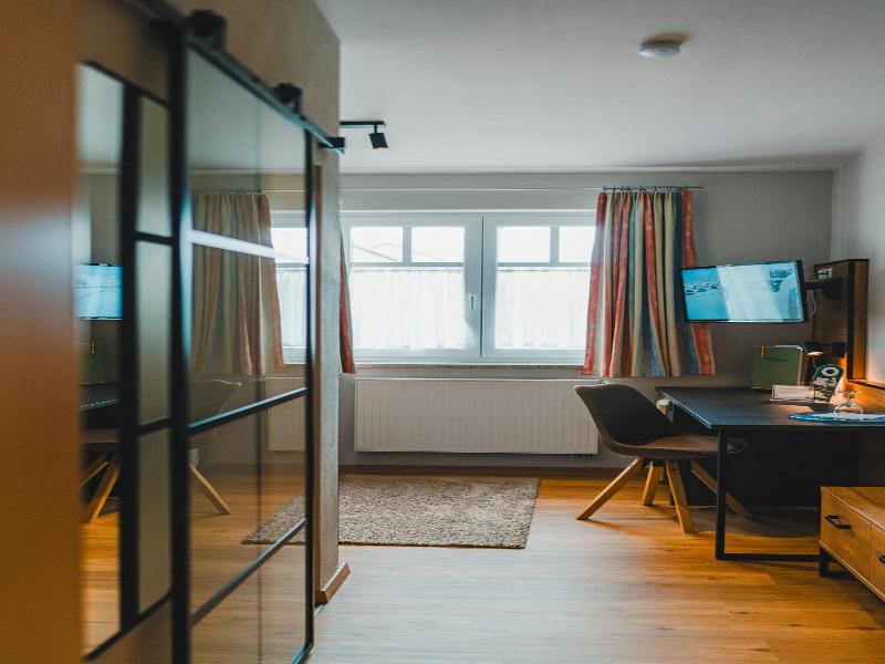 Hotel Pension Futterknecht image
