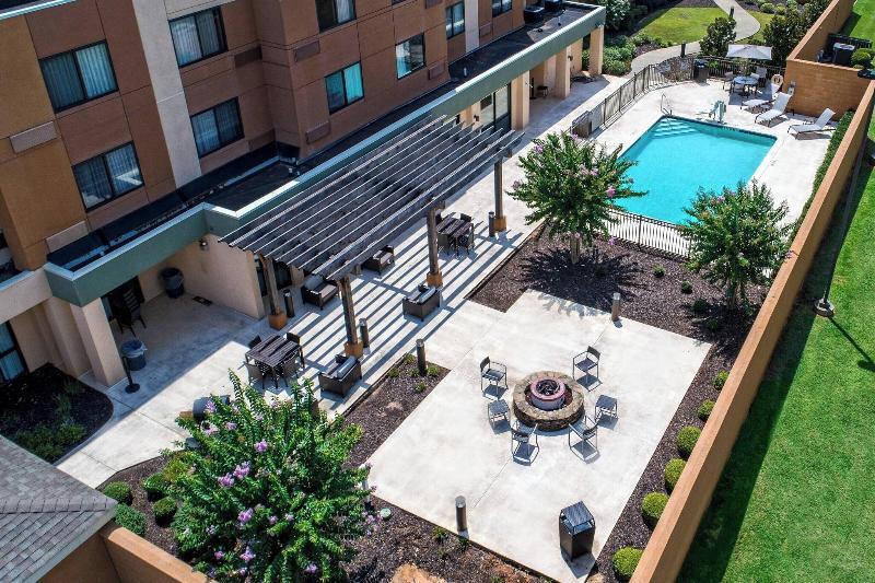 Courtyard by Marriott Troy image
