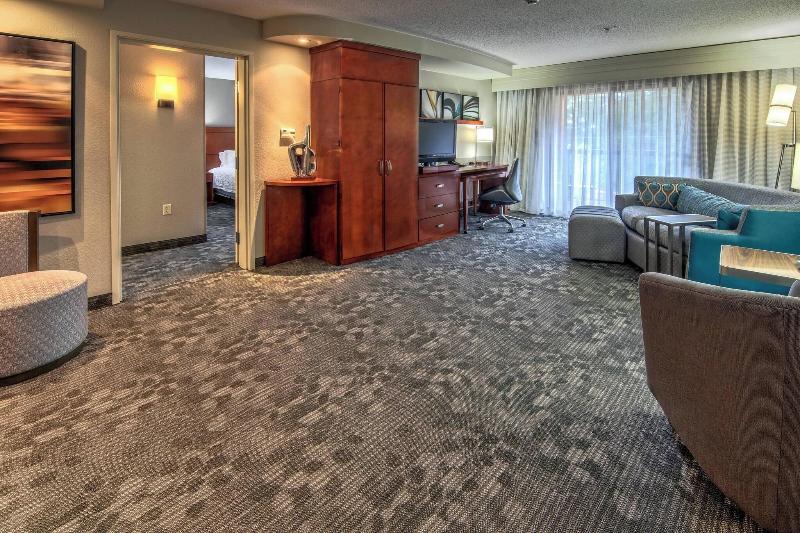 Courtyard by Marriott Troy image