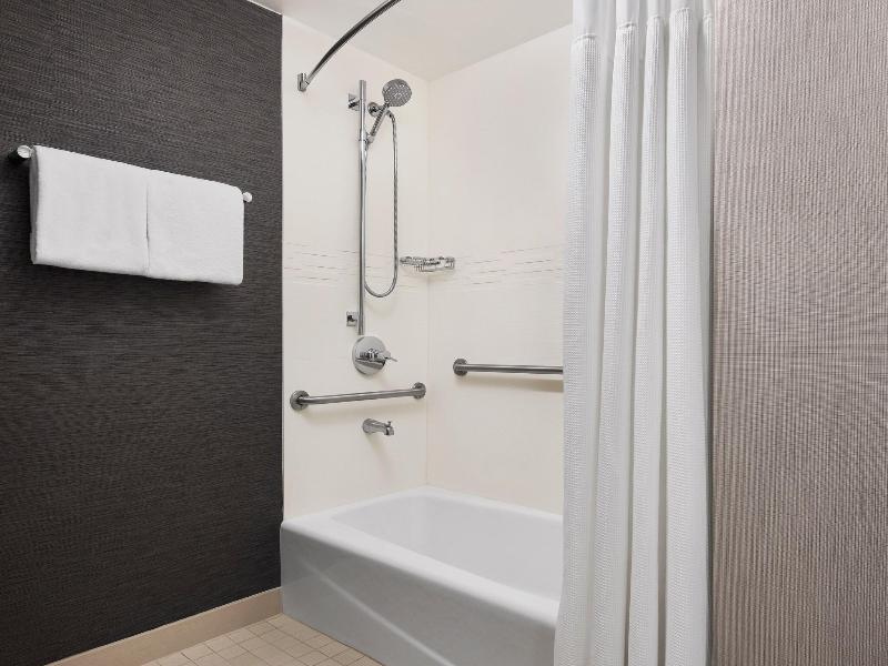 Courtyard by Marriott Troy image