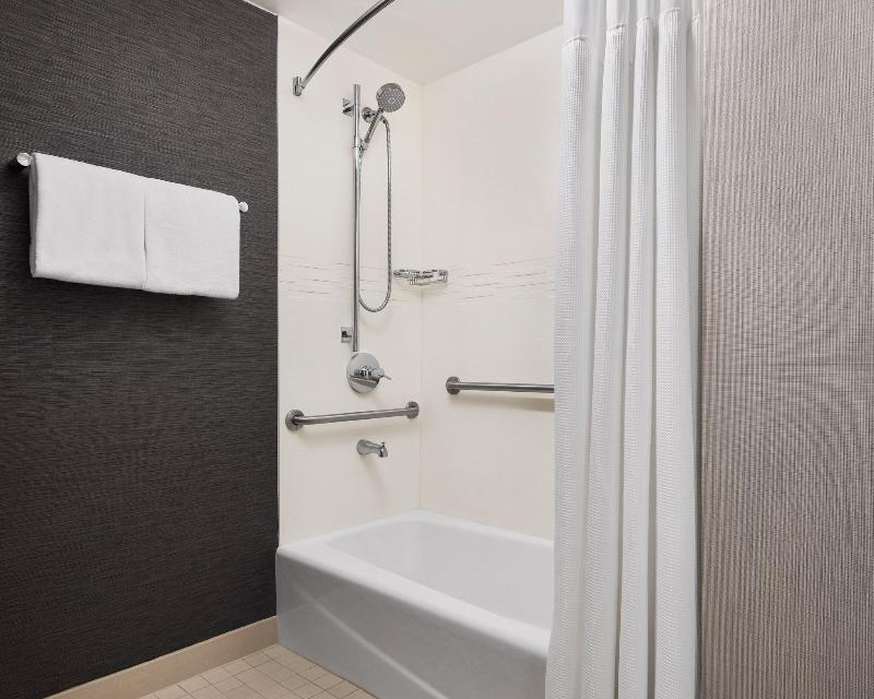 Courtyard by Marriott Troy image