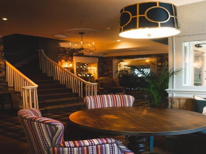 The Swan Tarporley image