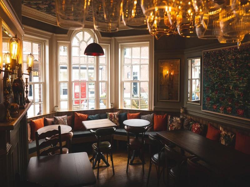 The Swan Tarporley image