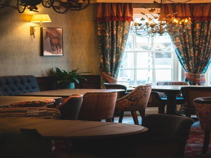 The Swan Tarporley image