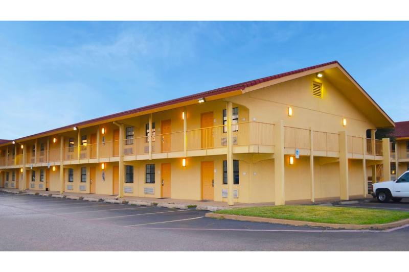 The Grand by Capital O Texarkana I-30