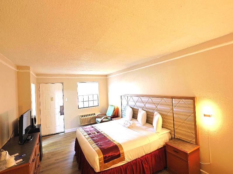 The Grand by Capital O Texarkana I-30 GA image