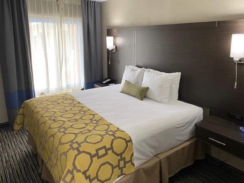 Baymont by Wyndham Topeka image