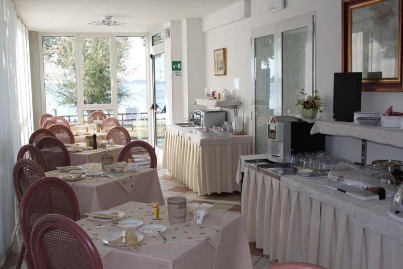 Hotel Capri image