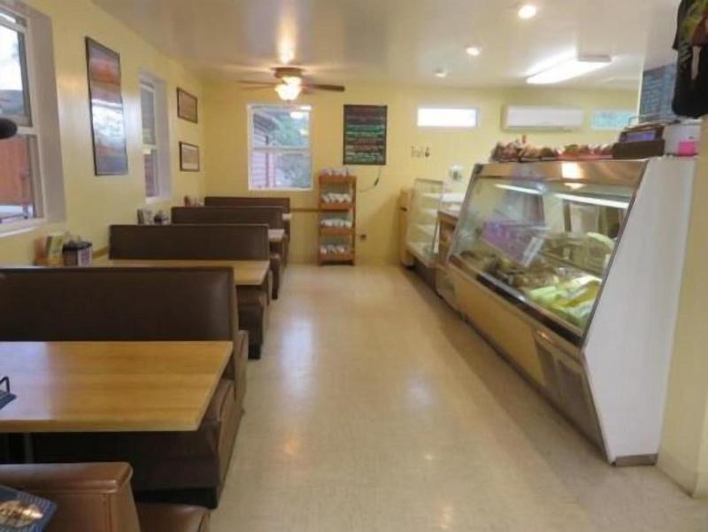 Austin's Chuckwagon Motel image 1