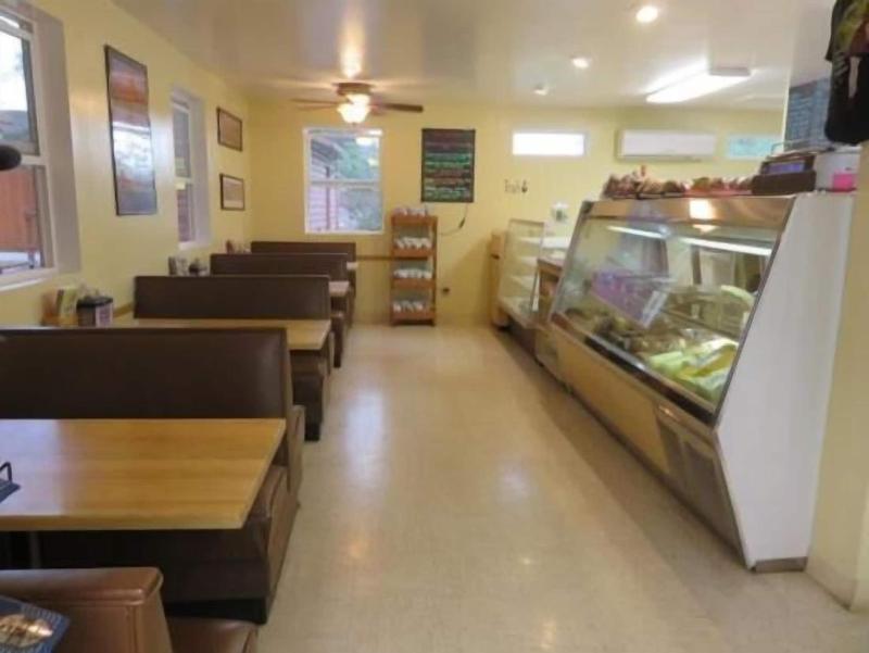 Austin's Chuckwagon Motel image