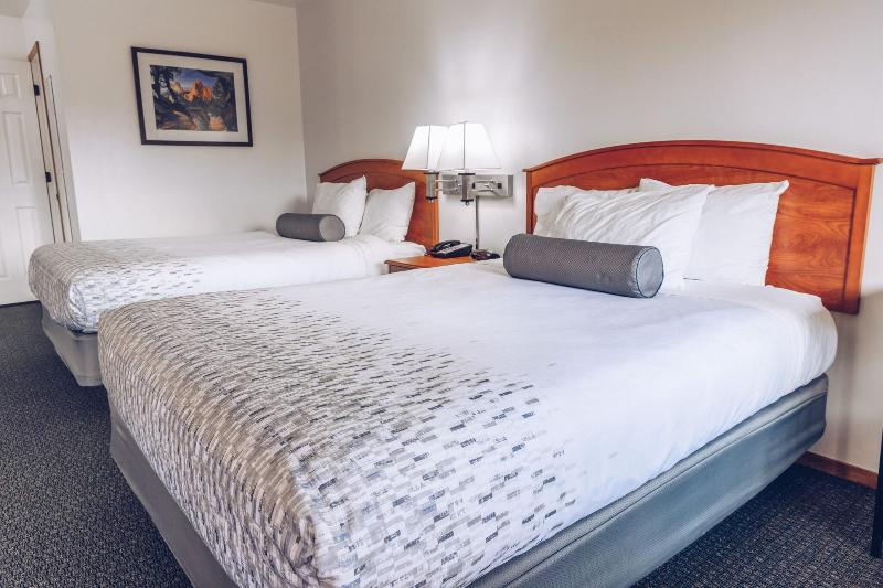 Austin's Chuckwagon Motel image
