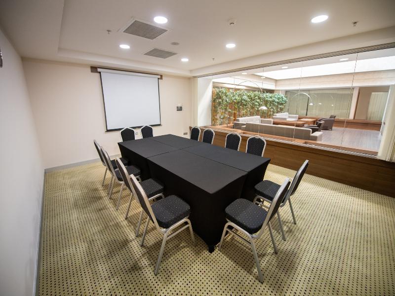 Ramada By Wyndham Podgorica image