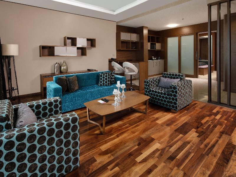 Ramada By Wyndham Podgorica image
