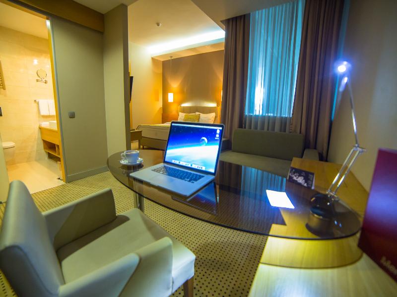 Ramada By Wyndham Podgorica image