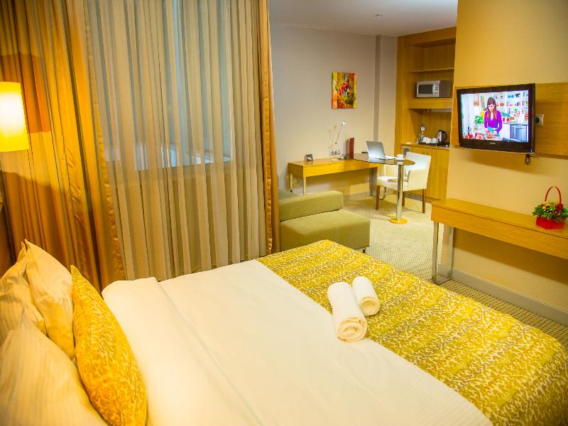Ramada By Wyndham Podgorica image